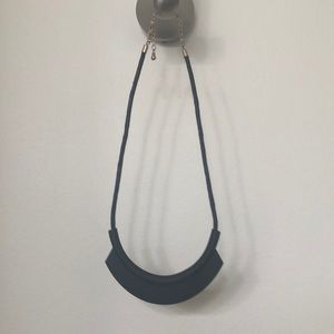 🎉3 for $15🎉 matte black short necklace